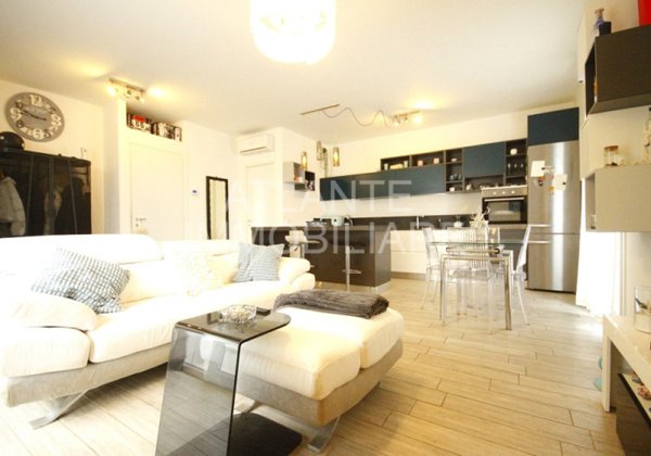 casa indipendente in vendita a Misano Adriatico in zona Santa Monica