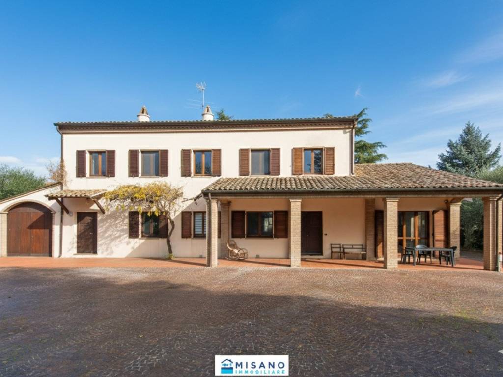 casa indipendente in vendita a Misano Adriatico