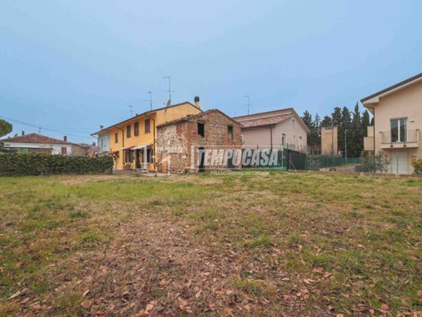 casa indipendente in vendita a Misano Adriatico in zona Misano Monte