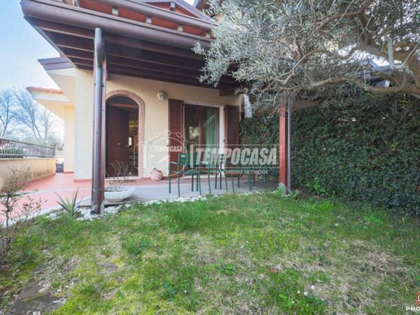 casa indipendente in vendita a Misano Adriatico in zona Misano Monte