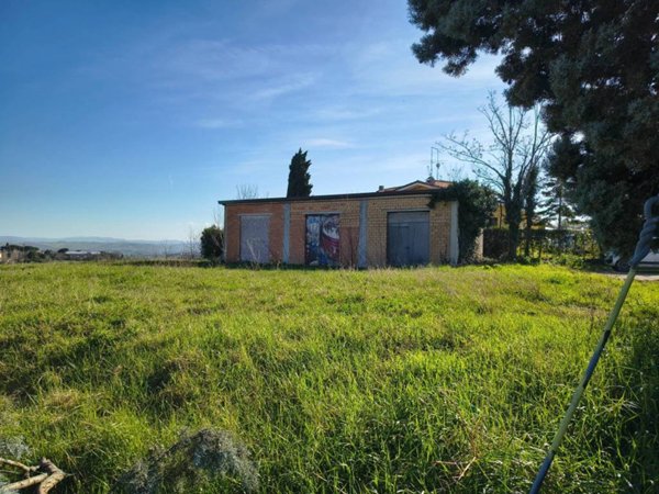 locale commerciale in vendita a Misano Adriatico in zona Misano Monte