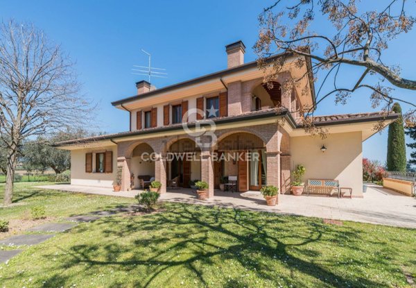 casa indipendente in vendita a Misano Adriatico in zona Misano Monte