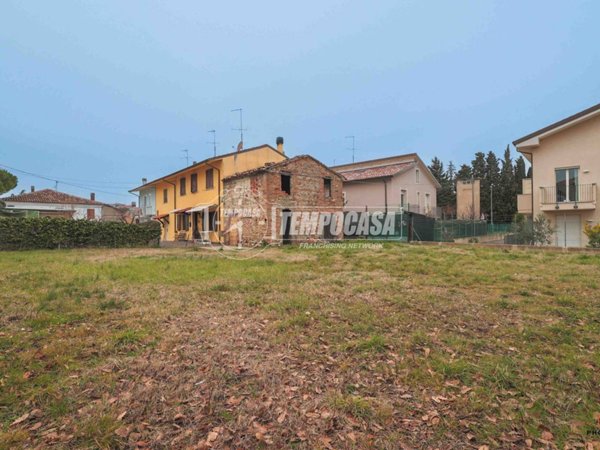 casa indipendente in vendita a Misano Adriatico in zona Misano Monte