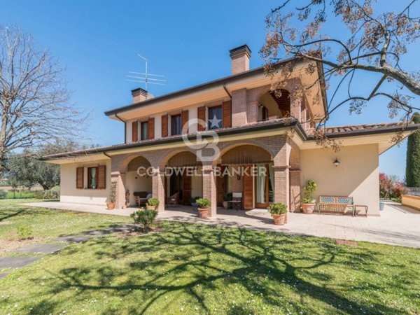 casa indipendente in vendita a Misano Adriatico in zona Misano Monte