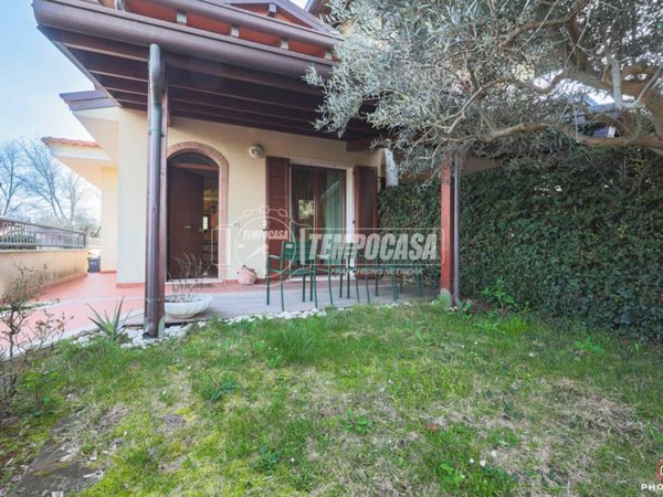 casa indipendente in vendita a Misano Adriatico in zona Misano Monte