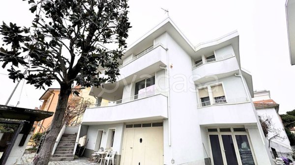 casa indipendente in vendita a Misano Adriatico