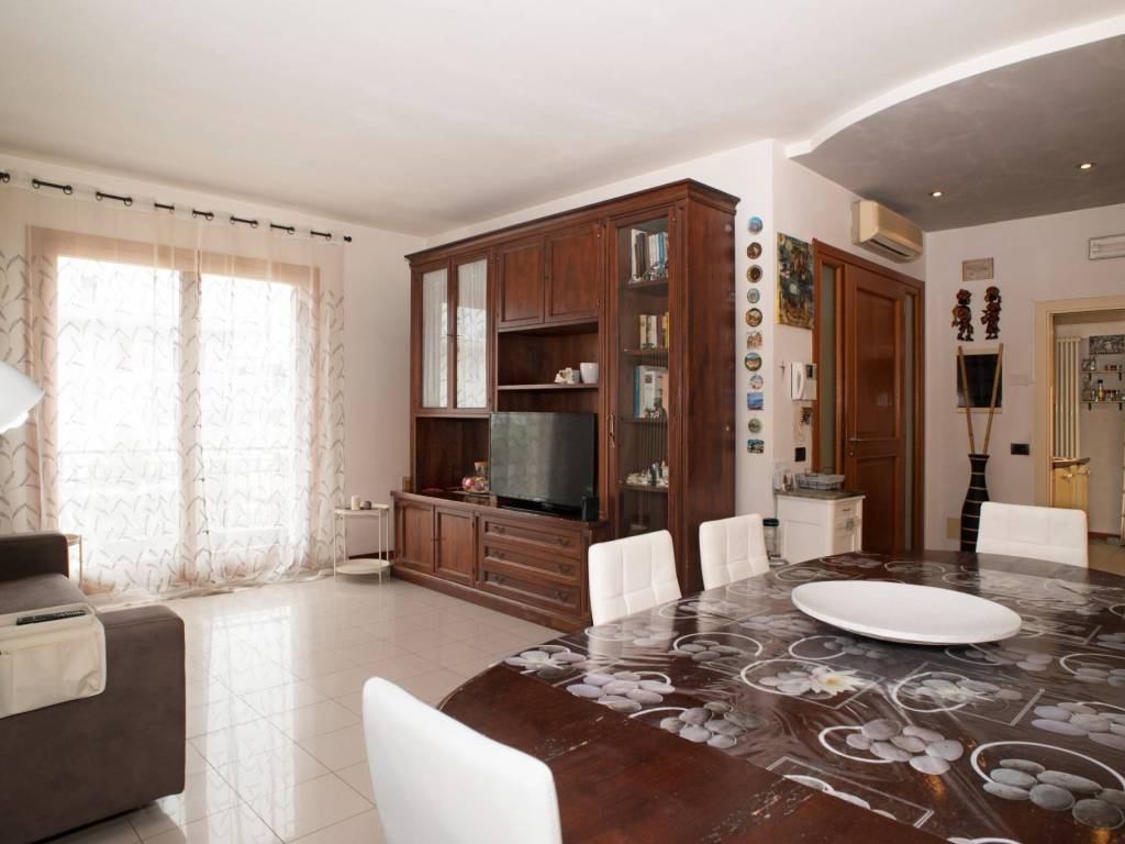 casa indipendente in vendita a Misano Adriatico in zona Santa Monica