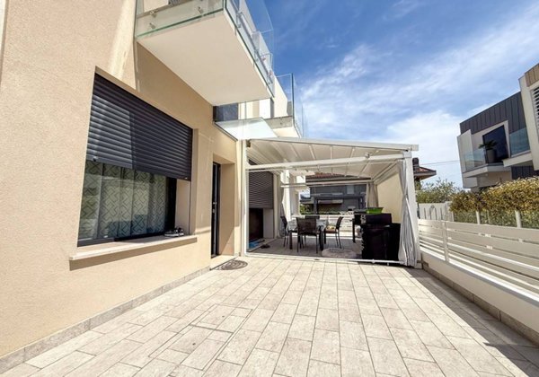 casa indipendente in vendita a Misano Adriatico in zona Santa Monica