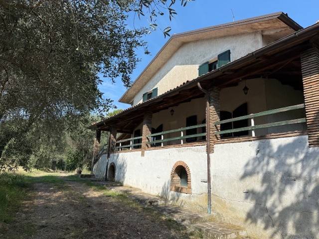 villa in vendita a Misano Adriatico in zona Misano Monte