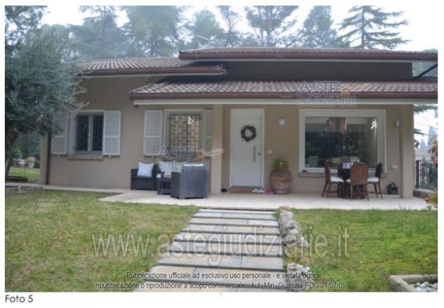 casa indipendente in vendita a Misano Adriatico in zona Scacciano