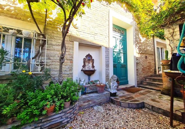 casa indipendente in vendita a Misano Adriatico in zona Scacciano