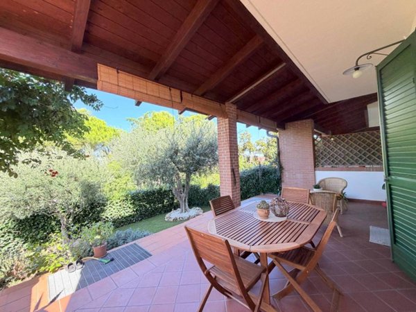 casa indipendente in vendita a Misano Adriatico in zona Misano Monte