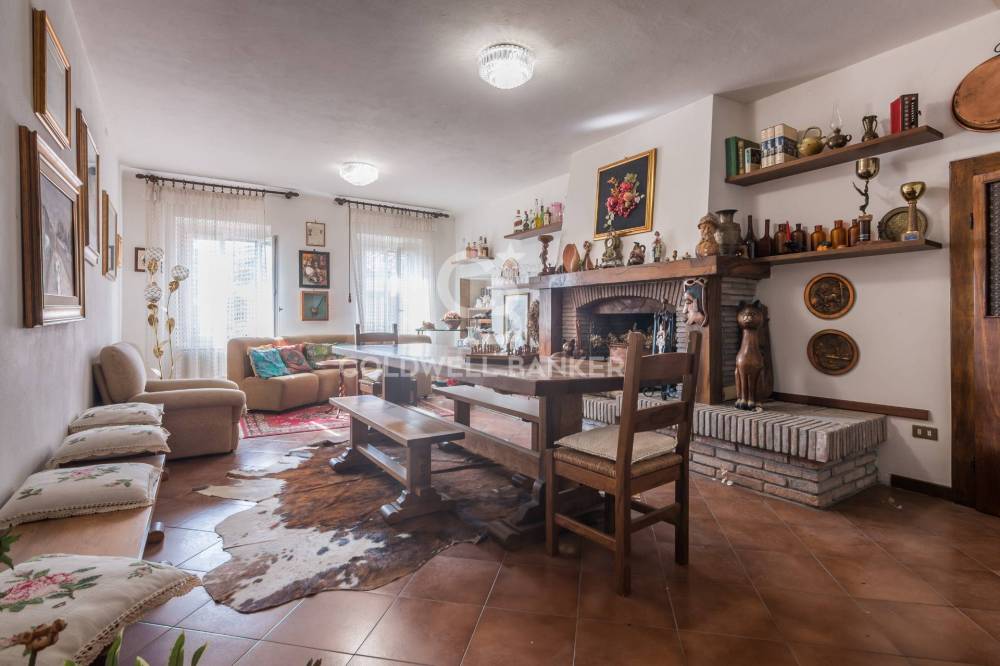 casa indipendente in vendita a Mondaino