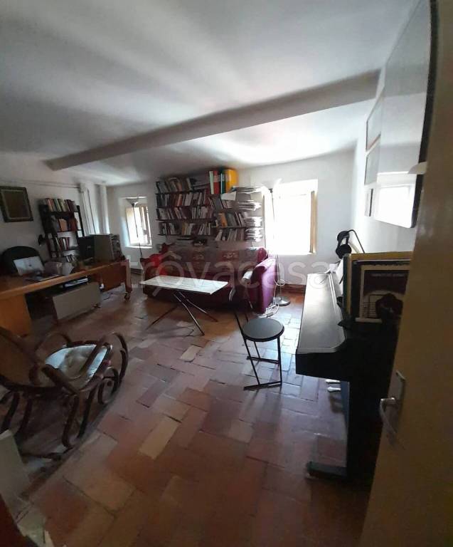 casa indipendente in vendita a Mondaino