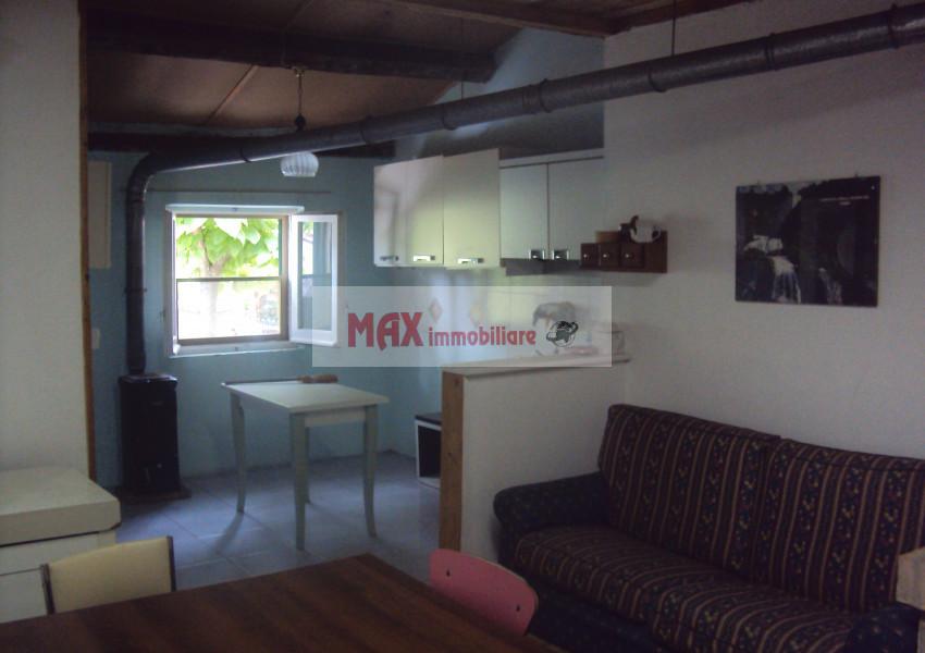 appartamento in vendita a Mondaino in zona Montespino