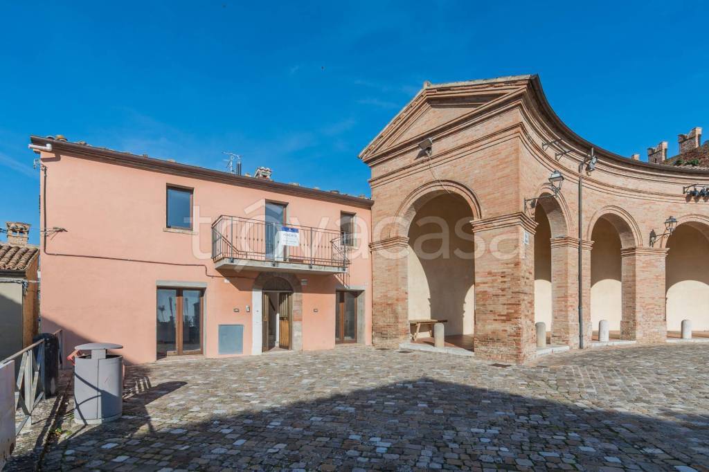 bivano in vendita a Mondaino