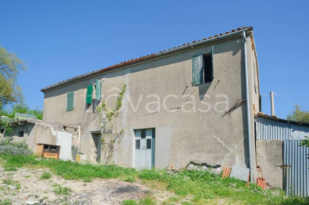 casa indipendente in vendita a Mondaino