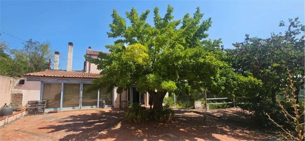 casa indipendente in vendita a Mondaino in zona Montespino