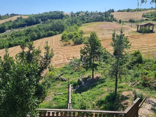 casa indipendente in vendita a Volpedo