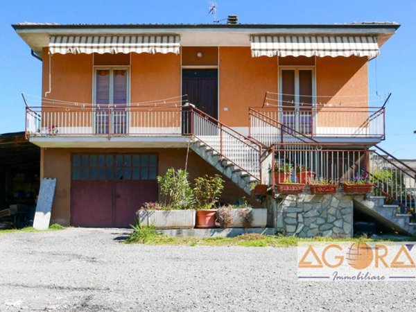 casa indipendente in vendita a Volpedo