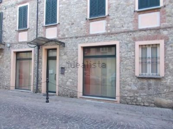 locale commerciale in vendita a Volpedo