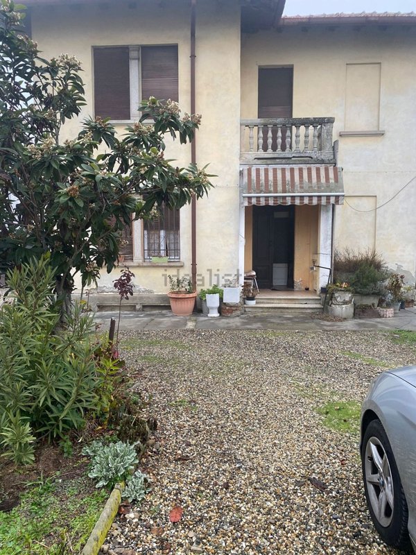 casa indipendente in vendita a Volpedo