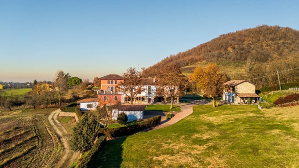 casa indipendente in vendita a Volpedo