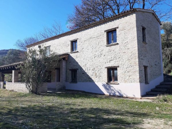 villa in vendita a Montefiore Conca