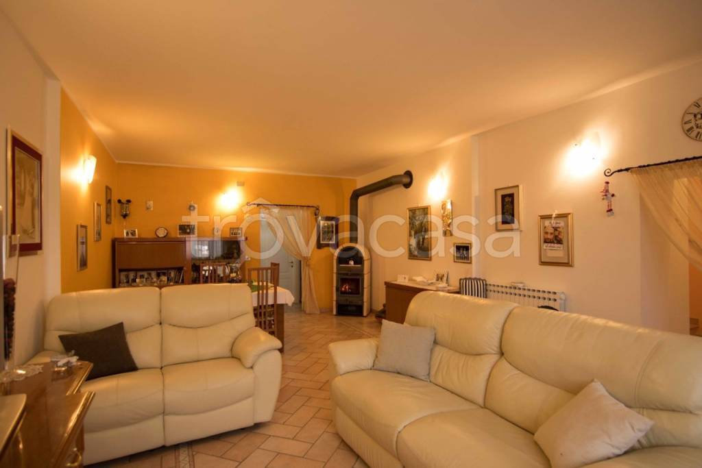 casa indipendente in vendita a Montefiore Conca in zona Serra di Sopra