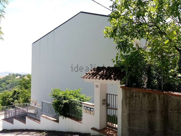 casa indipendente in vendita a Montefiore Conca