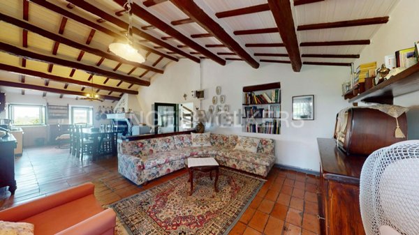 pentavano in vendita a Montefiore Conca