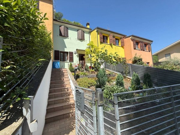 casa indipendente in vendita a Montefiore Conca