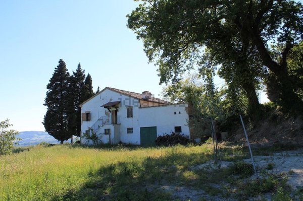 casale in vendita a Montefiore Conca