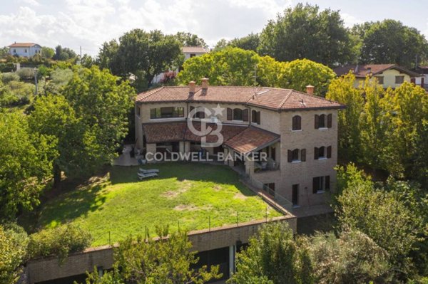 casa indipendente in vendita a Montefiore Conca