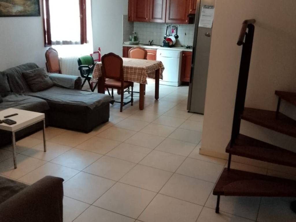 casa indipendente in vendita a Montefiore Conca in zona La Falda
