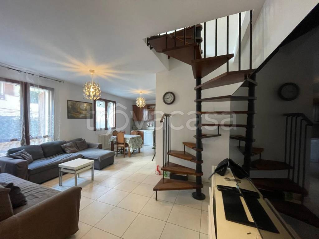 appartamento in vendita a Montefiore Conca