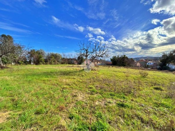 terreno edificabile in vendita a Montefiore Conca in zona Serbadone