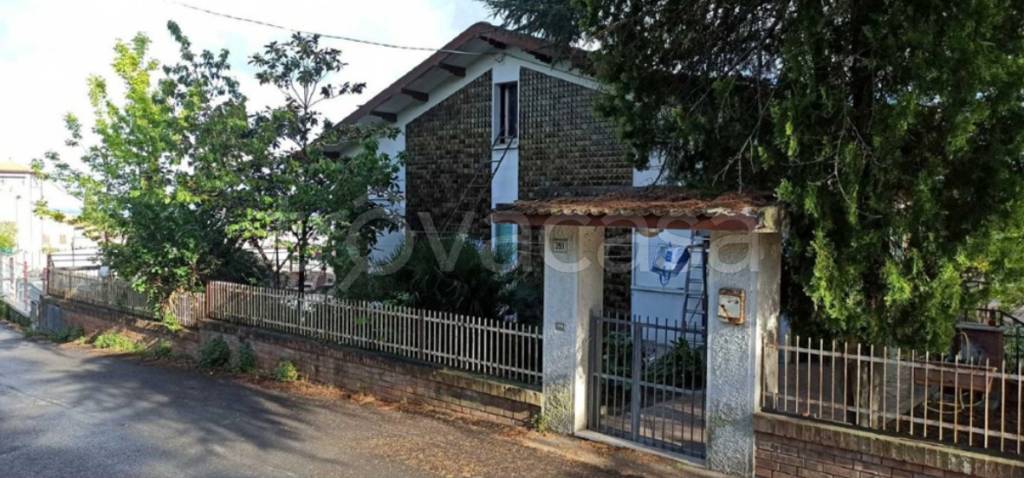 casa indipendente in vendita a Montefiore Conca