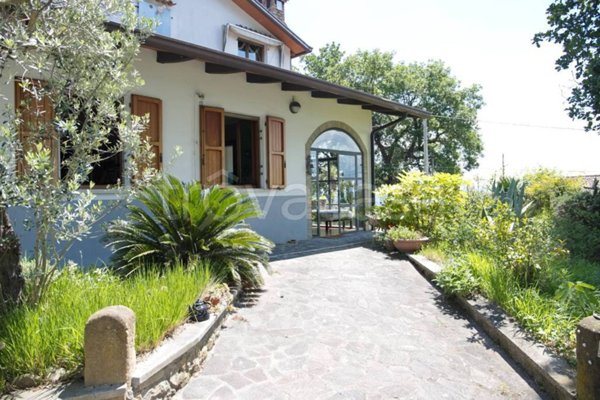 casa indipendente in vendita a Montefiore Conca