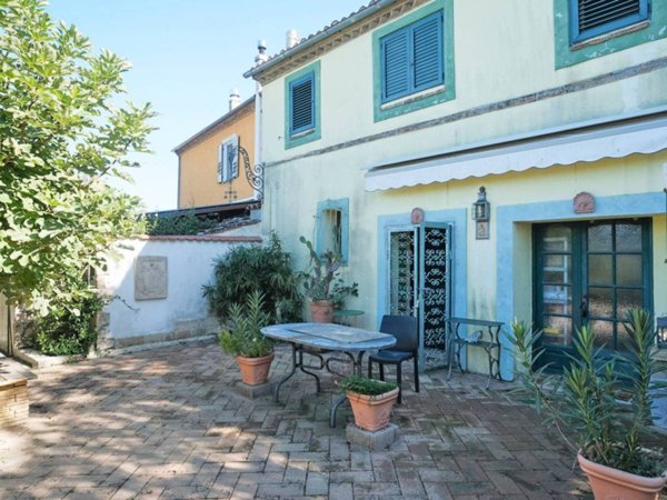 casa indipendente in vendita a Montefiore Conca