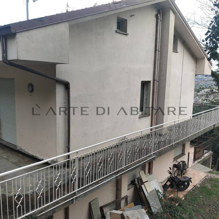 casa indipendente in vendita a Montefiore Conca