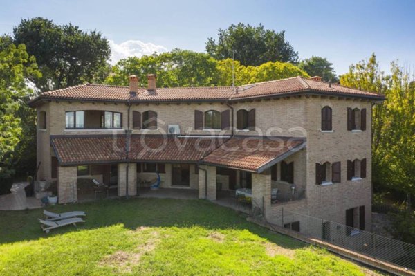 casa indipendente in vendita a Montefiore Conca in zona Borgo Pedrosa