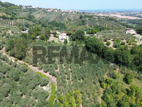 terreno in vendita a Montefiore Conca in zona Serbadone