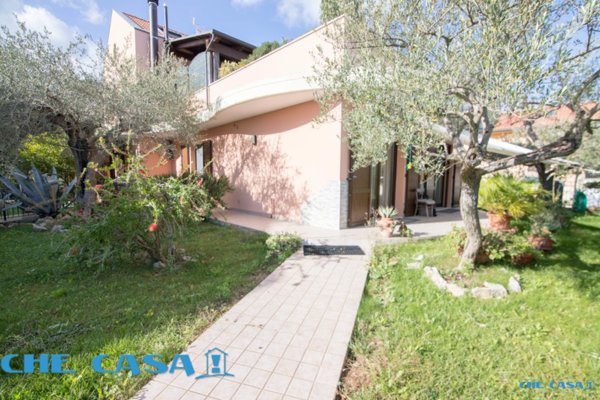 casa indipendente in vendita a Montefiore Conca in zona Serra di Sotto
