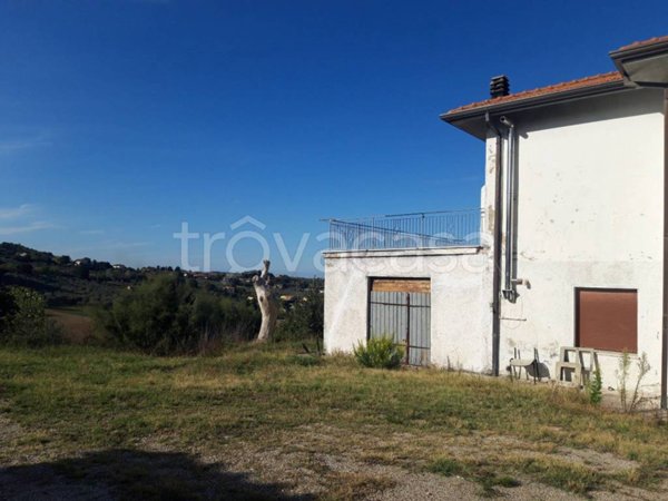 casa indipendente in vendita a Montegridolfo
