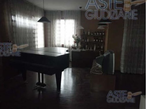 casa indipendente in vendita a Montegridolfo