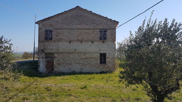 casale in vendita a Montegridolfo