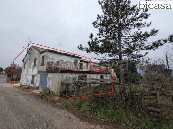 casa indipendente in vendita a Montegridolfo in zona Trebbio
