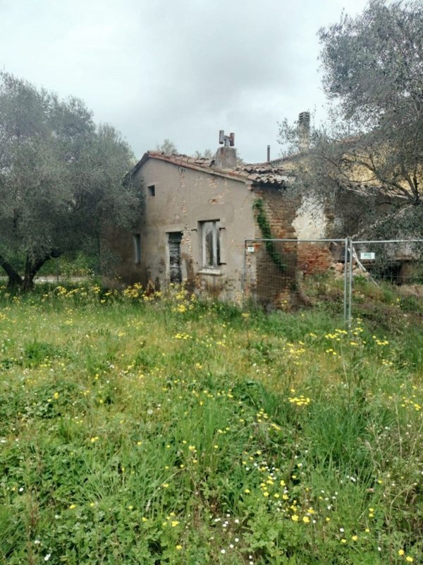 quadrivano in vendita a Montegridolfo