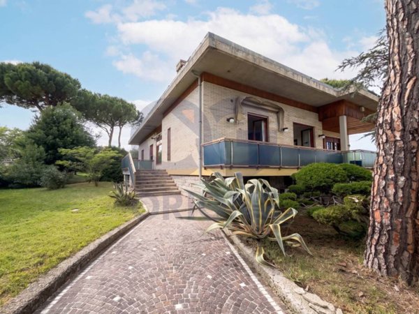 casa indipendente in vendita a Montegridolfo in zona San Pietro